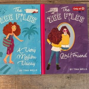 🌲 Target The Zee Files Book Set - Blue and Purple